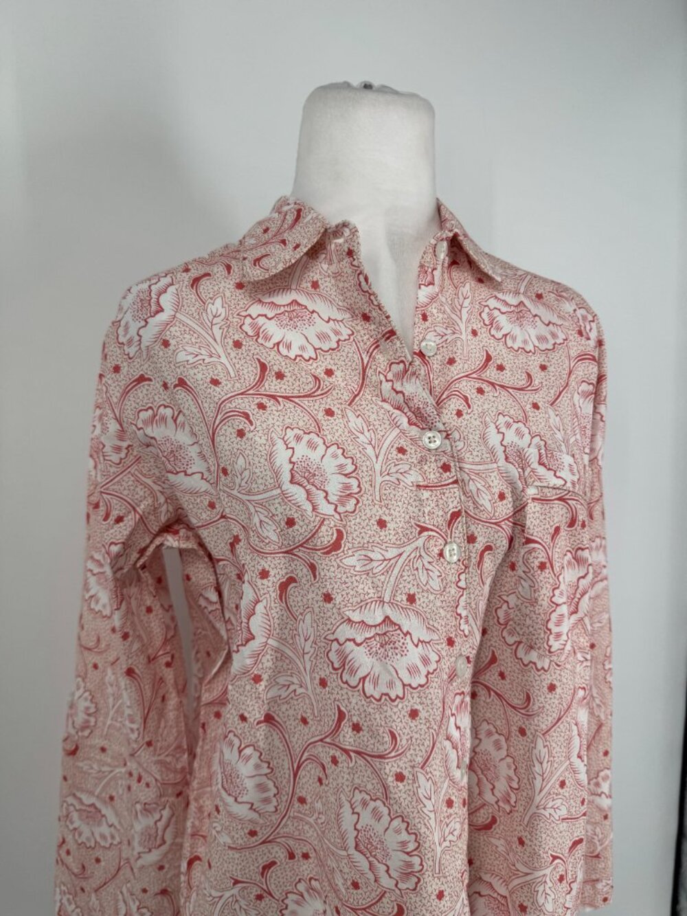Julia Amory Floral Button-Down Tunic - Size Small NWT - Picture 4 of 13